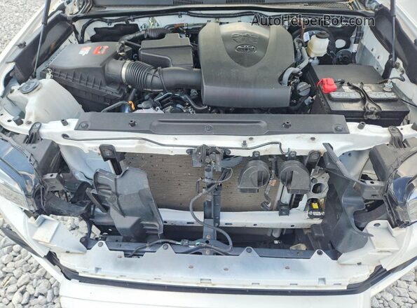 3TMCZ5AN3PM642536 2023 TOYOTA TACOMA White Սալոնի հետևի տեսք