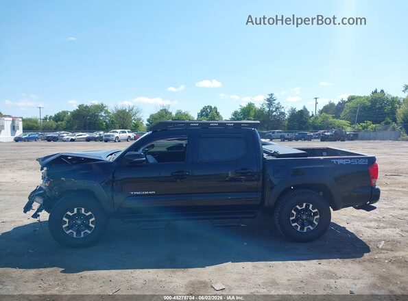 3TMCZ5AN4HM110312 2017 TOYOTA TACOMA Black Սալոնի հետևի տեսք