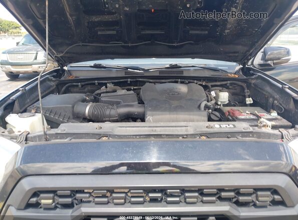 3TMCZ5AN4JM162352 2018 TOYOTA TACOMA Black Հետևի տեսք