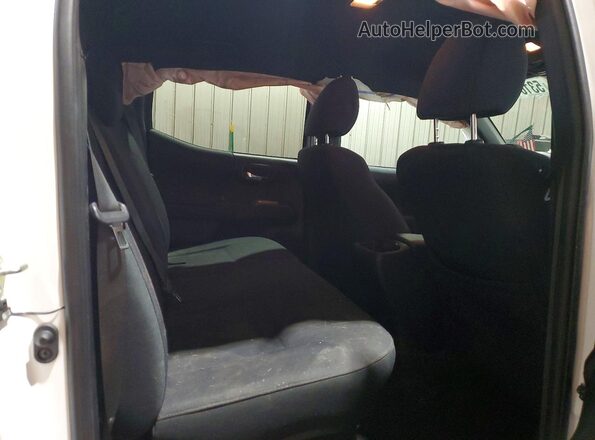 3TMCZ5AN4KM269581 2019 TOYOTA TACOMA White 