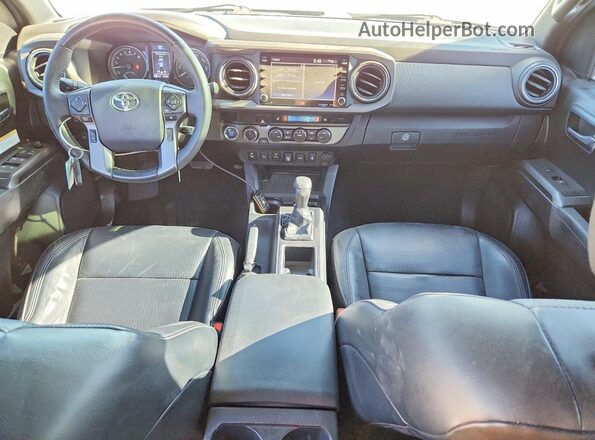 3TMCZ5AN4LM341977 2020 TOYOTA TACOMA Серебряный Вид панели приборов
