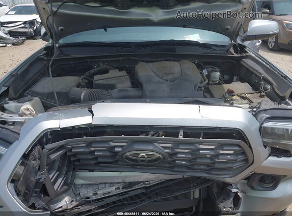 3TMCZ5AN4NM464522 2022 TOYOTA TACOMA Gray Widok z tyłu