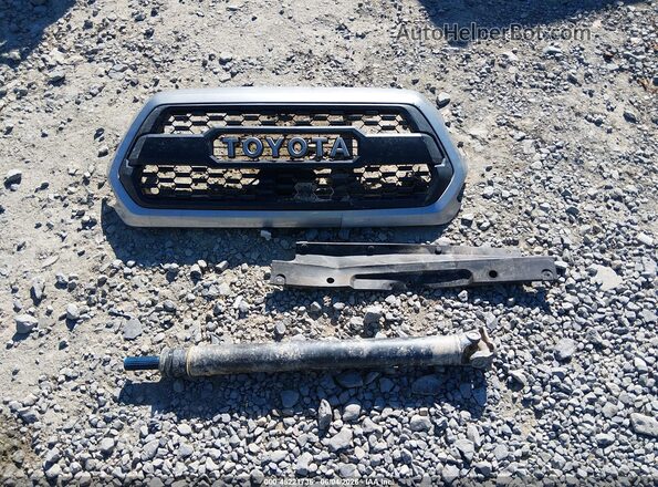 3TMCZ5AN5MM391319 2021 TOYOTA TACOMA Silver Սարքավորումների վահանակի տեսք