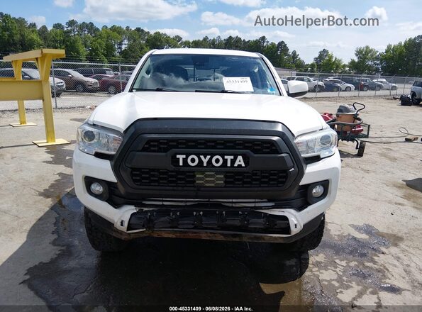 3TMCZ5AN5MM418261 2021 TOYOTA TACOMA White Rear interior view