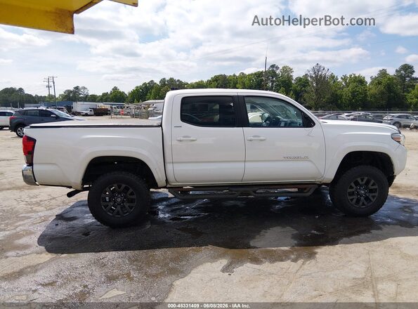 3TMCZ5AN5MM418261 2021 TOYOTA TACOMA White 360 interior view