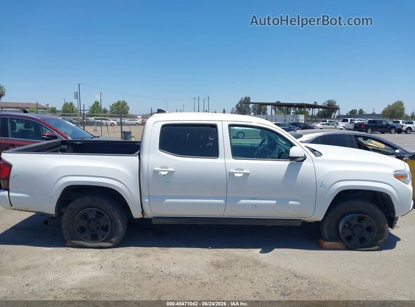 3TMCZ5AN5NM472368 2022 TOYOTA TACOMA White Rear interior view