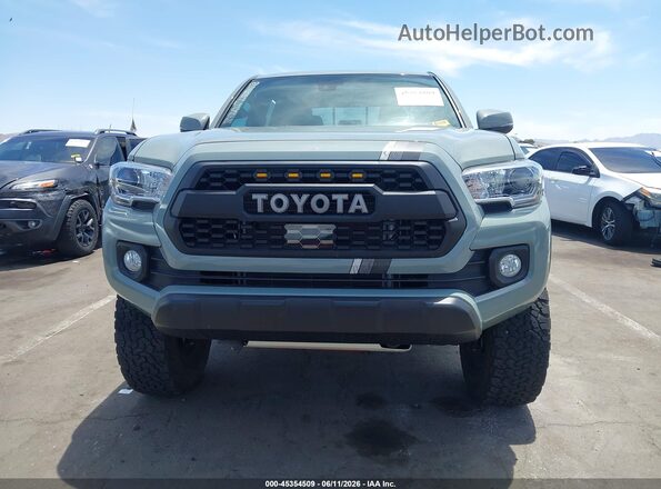3TMCZ5AN5PM559111 2023 TOYOTA TACOMA Gray Widok wnętrza z tyłu
