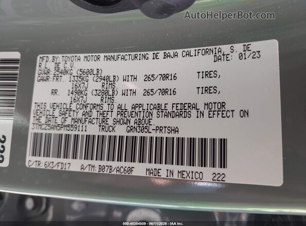 3TMCZ5AN5PM559111 2023 TOYOTA TACOMA Gray Widok komory silnika