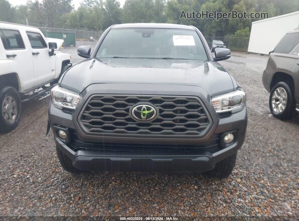 3TMCZ5AN5PM627987 2023 TOYOTA TACOMA Gray Widok zestawu wskaźników