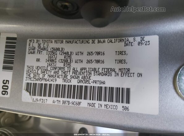 3TMCZ5AN5PM641419 2023 TOYOTA TACOMA Серебряный Вид подкапотного пространства