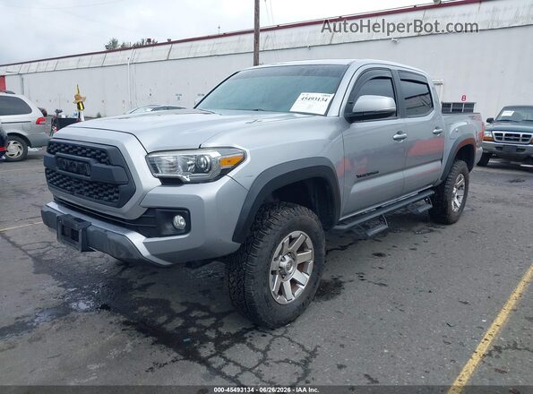 3TMCZ5AN6HM055880 2017 TOYOTA TACOMA Silver Передня ліва чверть