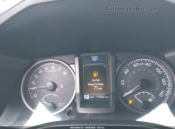 3TMCZ5AN6HM055880 2017 TOYOTA TACOMA Silver Вид задніх сидінь