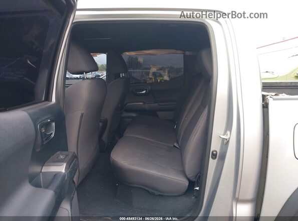 3TMCZ5AN6HM055880 2017 TOYOTA TACOMA Silver Вид наклейки з VIN-кодом