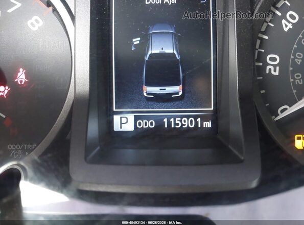 3TMCZ5AN6HM055880 2017 TOYOTA TACOMA Silver 