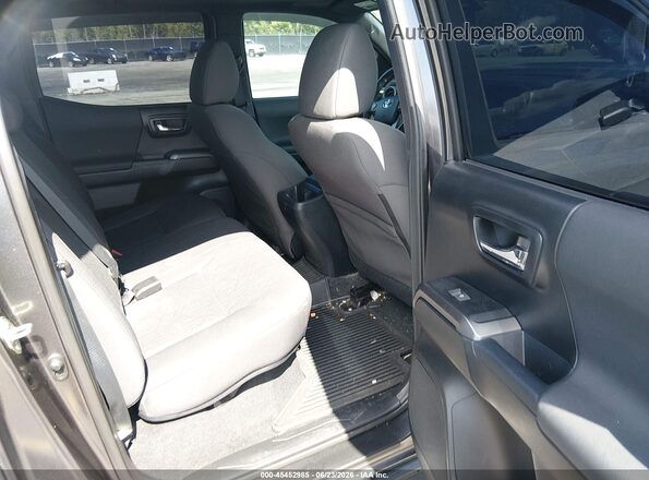 3TMCZ5AN6HM097630 2017 TOYOTA TACOMA Gray VIN կոդի պիտակի տեսք