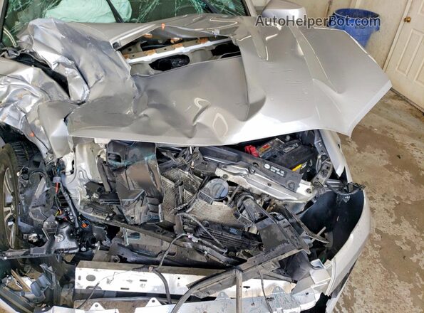 3TMCZ5AN6KM190932 2019 TOYOTA TACOMA Silver Սալոնի հետևի տեսք