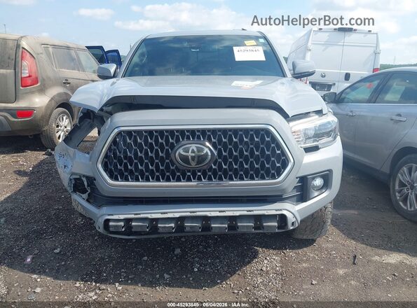 3TMCZ5AN6KM234802 2019 TOYOTA TACOMA Gray Vista del cuadro de instrumentos