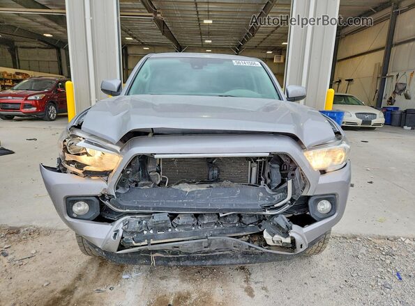 3TMCZ5AN6LM360465 2020 TOYOTA TACOMA Gray წინა ხედი