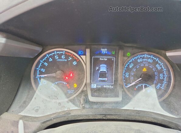 3TMCZ5AN6LM360465 2020 TOYOTA TACOMA Gray ხელსაწყოთა პანელის ხედი