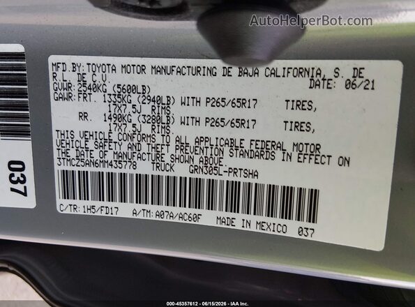 3TMCZ5AN6MM435778 2021 TOYOTA TACOMA Gray Вид підкапотного простору