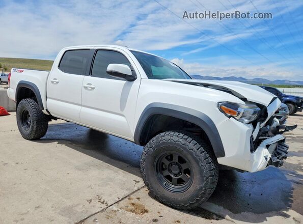 3TMCZ5AN7HM045620 2017 TOYOTA TACOMA White Front right