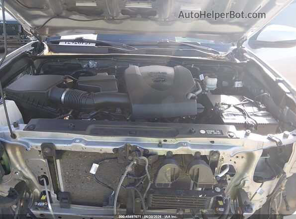 3TMCZ5AN8JM149765 2018 TOYOTA TACOMA Серый Вид сзади