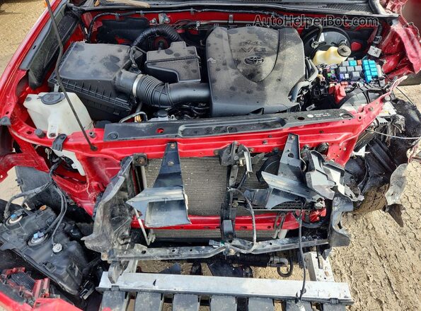 3TMCZ5AN8JM173337 2018 TOYOTA TACOMA Red Vista interior trasera
