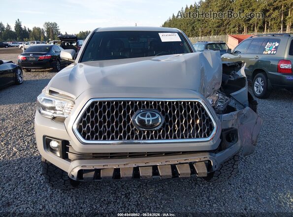 3TMCZ5AN9JM176392 2018 TOYOTA TACOMA Light Blue Vista del cuadro de instrumentos
