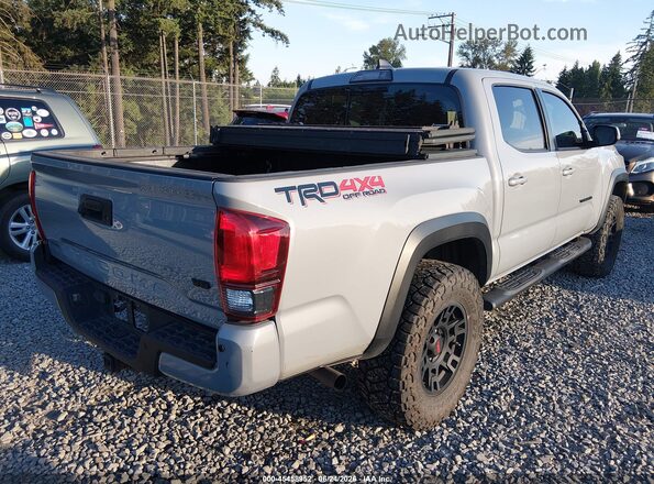 3TMCZ5AN9JM176392 2018 TOYOTA TACOMA Light Blue Trasero derecho