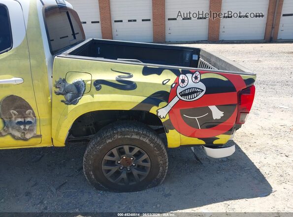 3TMCZ5AN9PM630830 2023 TOYOTA TACOMA White Դիմացի տեսք