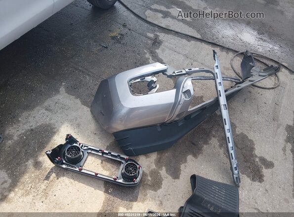 3TMCZ5ANXHM097680 2017 TOYOTA TACOMA Silver Սարքավորումների վահանակի տեսք