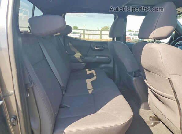 3TMCZ5ANXHM113036 2017 TOYOTA TACOMA Gray Rear seats view