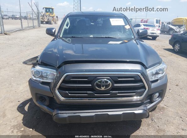 3TMCZ5ANXJM184579 2018 TOYOTA TACOMA Gray Instrument cluster view
