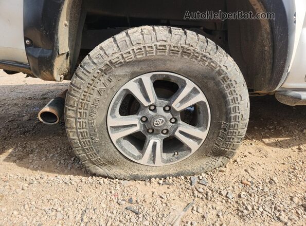 3TMCZ5ANXKM203259 2019 TOYOTA TACOMA White 
