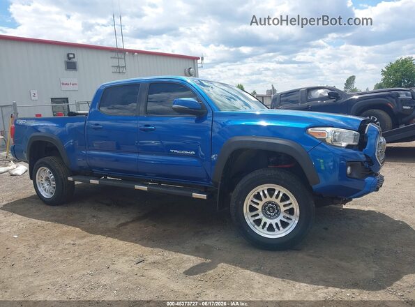 3TMDZ5BN1HM026452 2017 TOYOTA TACOMA Blue Widok wnętrza 360 stopni