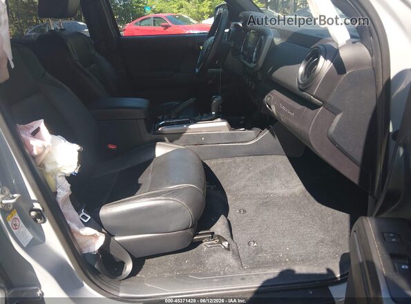 3TMDZ5BN2KM065932 2019 TOYOTA TACOMA Gray Вид салону спереду