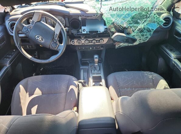 3TMDZ5BN6JM040417 2018 TOYOTA TACOMA Gray Dashboard view