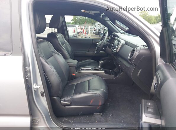 3TMDZ5BN7MM110110 2021 TOYOTA TACOMA Silver Vista interior delantera