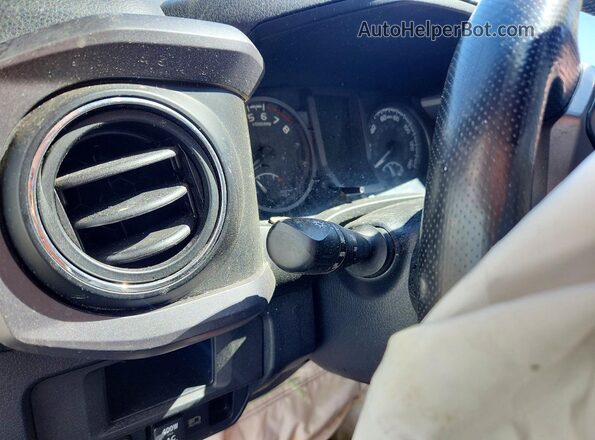 3TMDZ5BN9JM054585 2018 TOYOTA TACOMA Gray Вид щитка приладів
