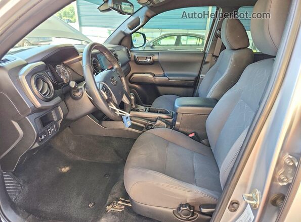 3TMDZ5BNXJM040842 2018 TOYOTA TACOMA Silver Սալոնի դիմացի տեսք