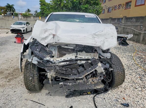 3TMGZ5AN1HM107028 2017 TOYOTA TACOMA White Widok z przodu
