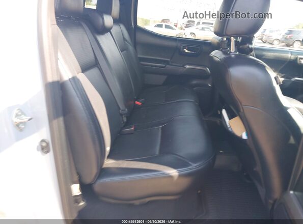 3TMGZ5AN1JM159006 2018 TOYOTA TACOMA Light Blue Вид наклейки с VIN-кодом