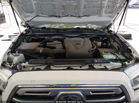 3TMGZ5AN2JM167857 2018 TOYOTA TACOMA Белый Вид сзади