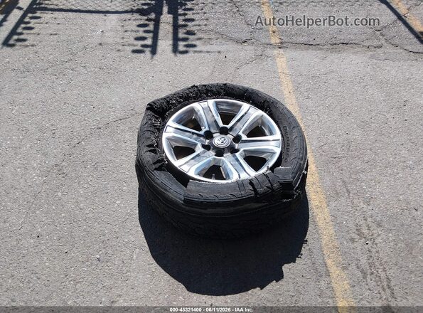 3TMGZ5AN2JM167857 2018 TOYOTA TACOMA Белый Вид щитка приборов
