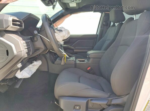 3TMKB5FN3RM008381 2024 TOYOTA TACOMA White წინა სალონის ხედი
