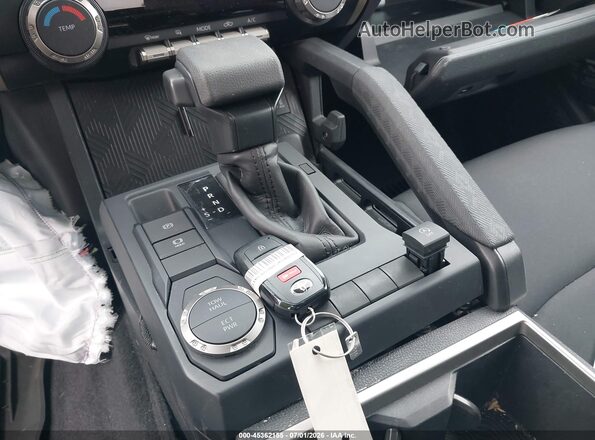 3TMKB5FN7SM052700 2025 TOYOTA TACOMA 2WD Gray Вид панелі приладів
