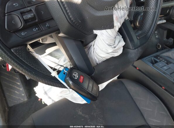 3TMKB5FN8RM005055 2024 TOYOTA TACOMA Серый Вид панели приборов