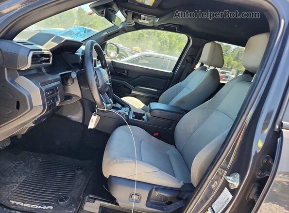 3TMKB5FN8RM022275 2024 TOYOTA TACOMA Угольный Вид салона спереди