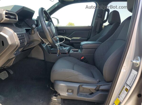 3TMKB5FN9SM042282 2025 TOYOTA TACOMA Серебряный 