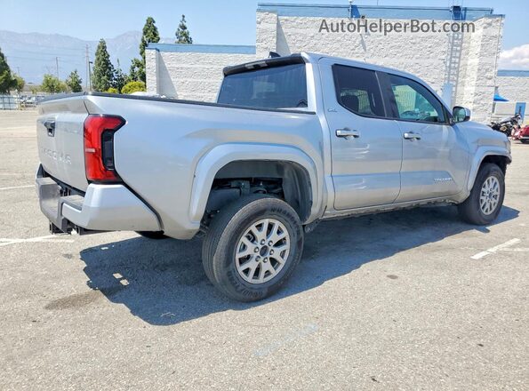 3TMKB5FN9SM042282 2025 TOYOTA TACOMA Серебряный 